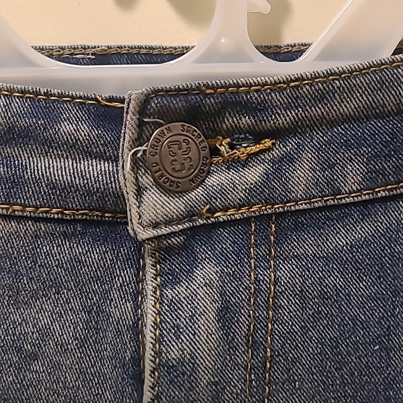 Sacred Crown Mens Size 38 Jeans Boot Cut Ripped Rhinestone NWOT - Picture 4 of 12